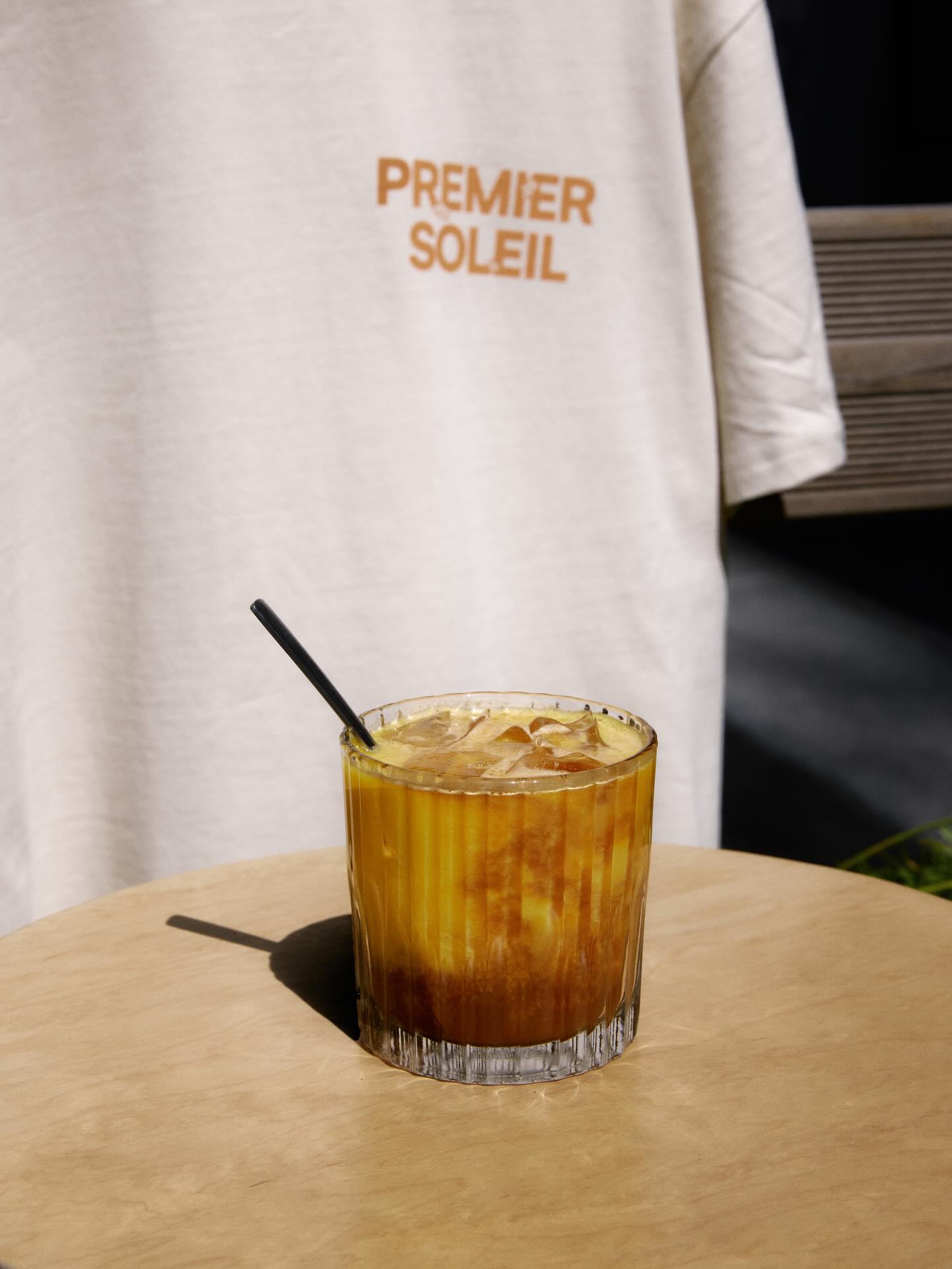 Espresso Sunrise rafraîchissant en verre côtelé